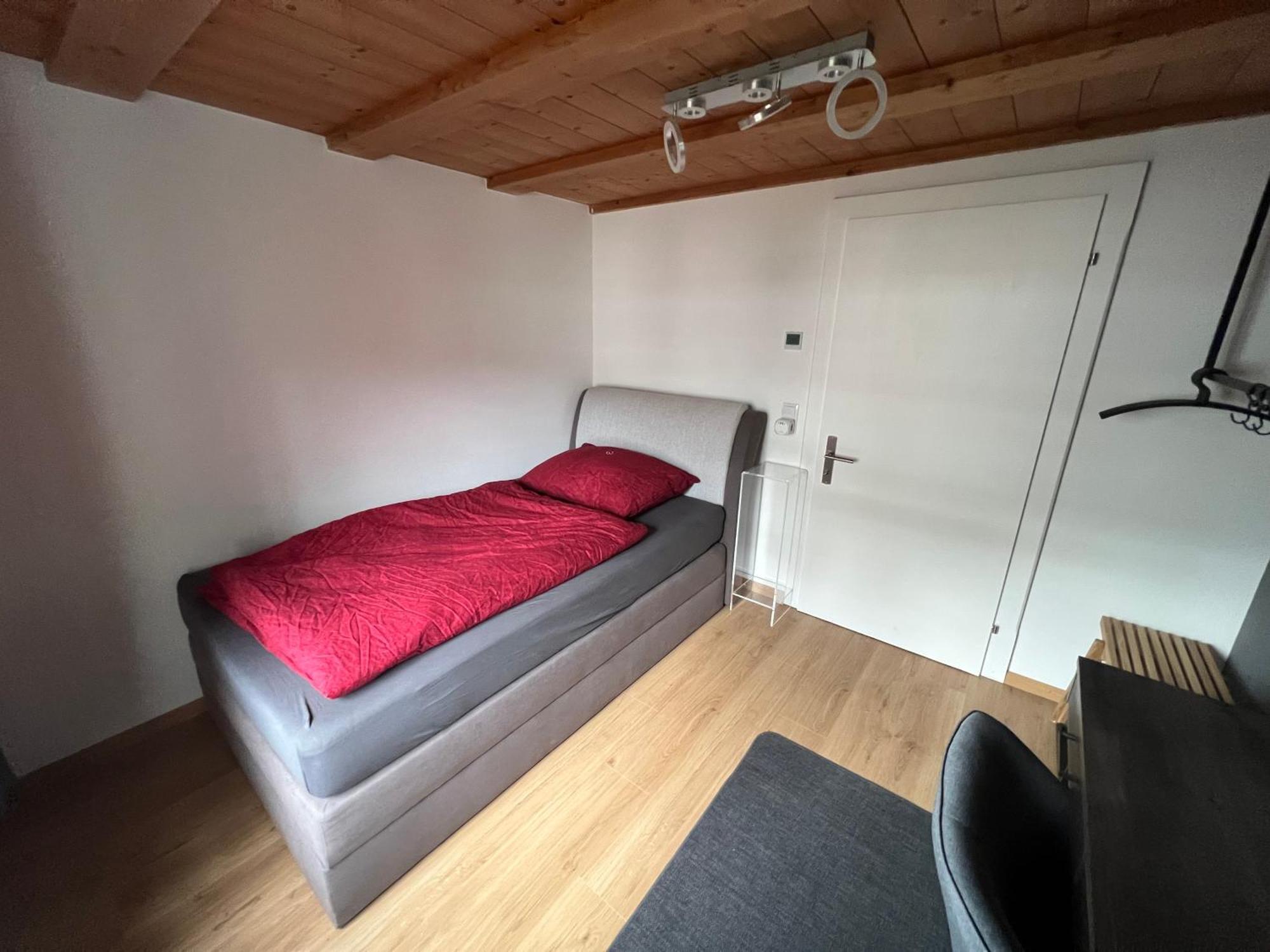 Crimson Cottage Apartments Dornbirn Buitenkant foto