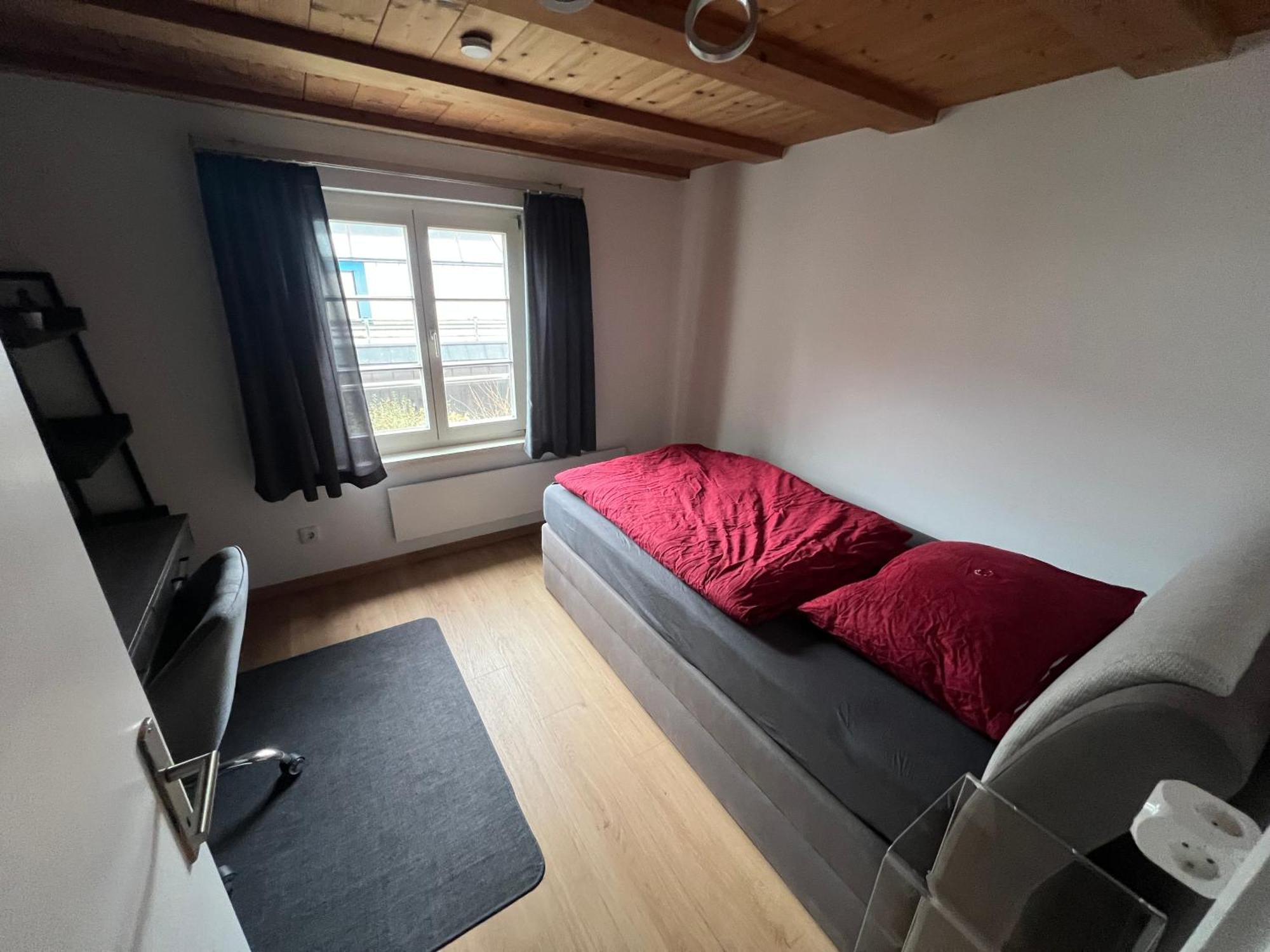 Crimson Cottage Apartments Dornbirn Buitenkant foto